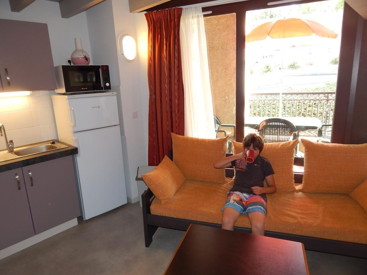 Vvf Gers Gascogne Hotel Mauvezin  Bagian luar foto